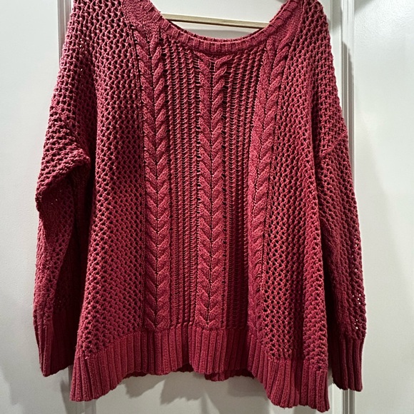 American Eagle Outfitters Maroon Cable Knit Sweater - Picture 3 of 6